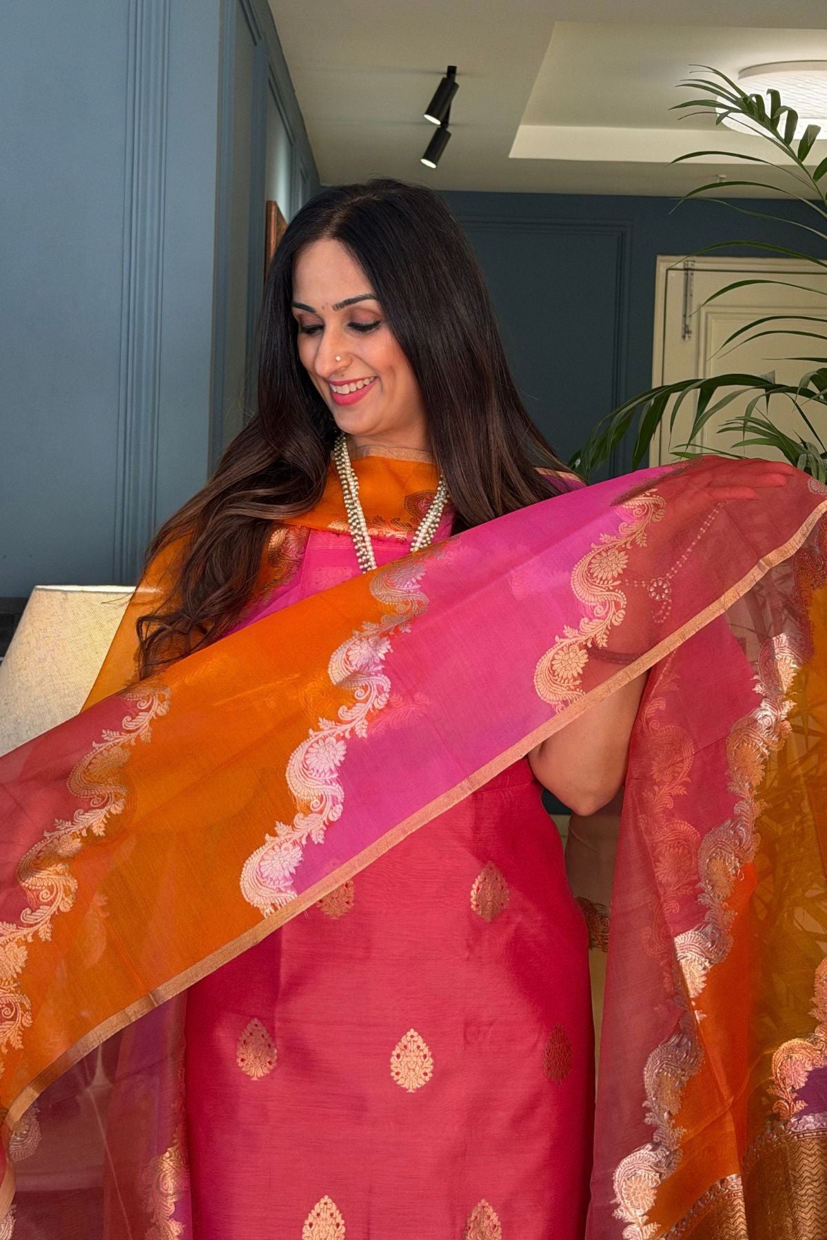 Handwoven pure Banarasi raw mango silk suit sets with rangkaat dupatta!!