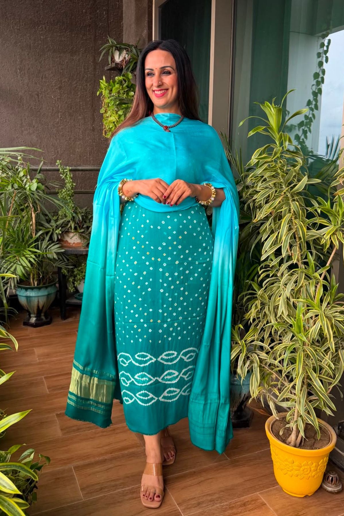 Handcrafted Bandhani ombré kurta dupatta set on pure modal!!