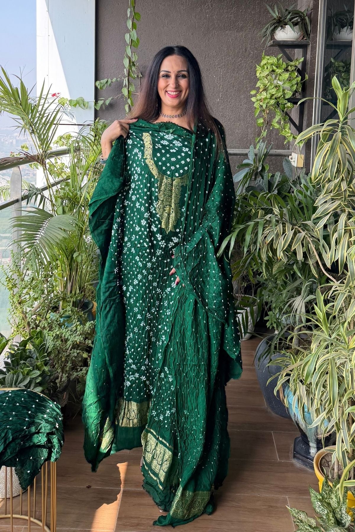 Pure modal silk full set with hand done bandhani and zari weaving!!